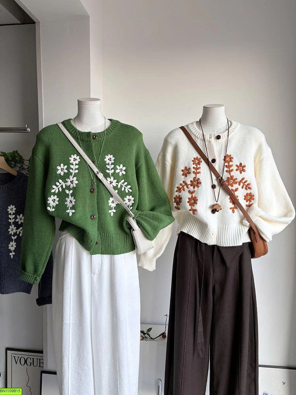 ÁO LEN THÊU HOA NỮ