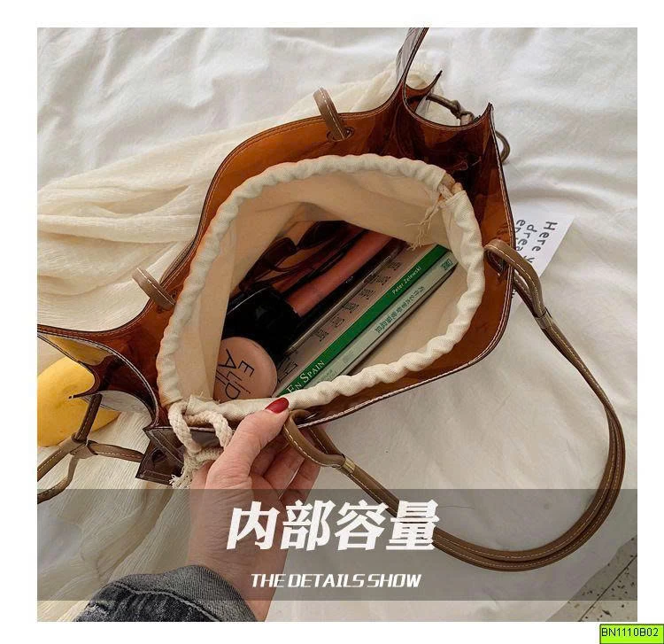 TÚI NHỰA ĐEO VAI IN CHỮ LOVE