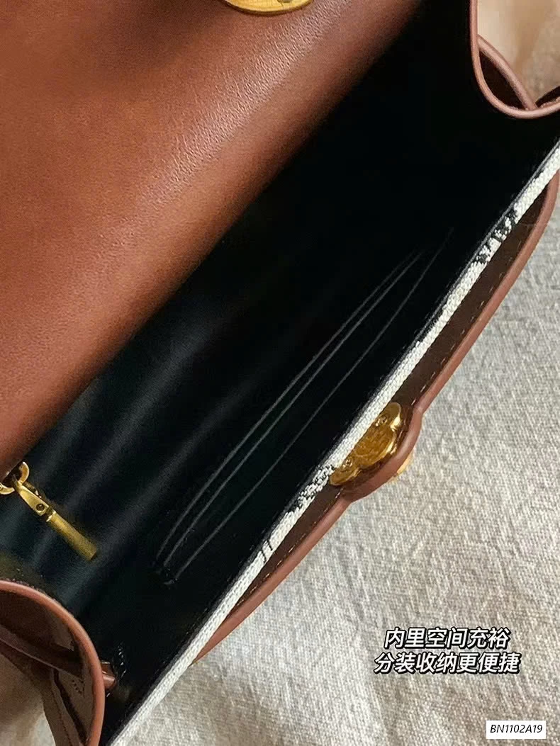 TÚI CHIO 2ND NÂU CHAMR CÚN