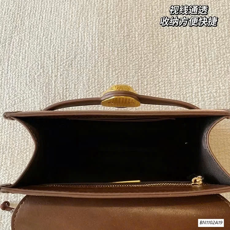 TÚI CHIO 2ND NÂU CHAMR CÚN