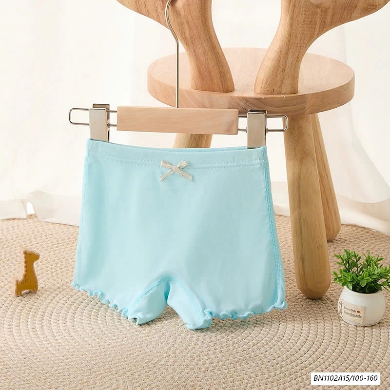 SÉT 2 QUẦN ĐÙI MẶC TRONG VÁY BG