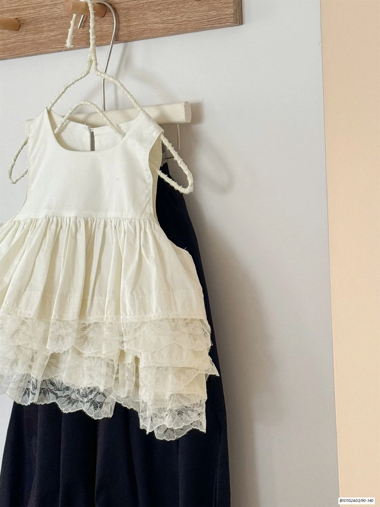 ÁO BBD MIX QUẦN SUÔNG CHẤM BI