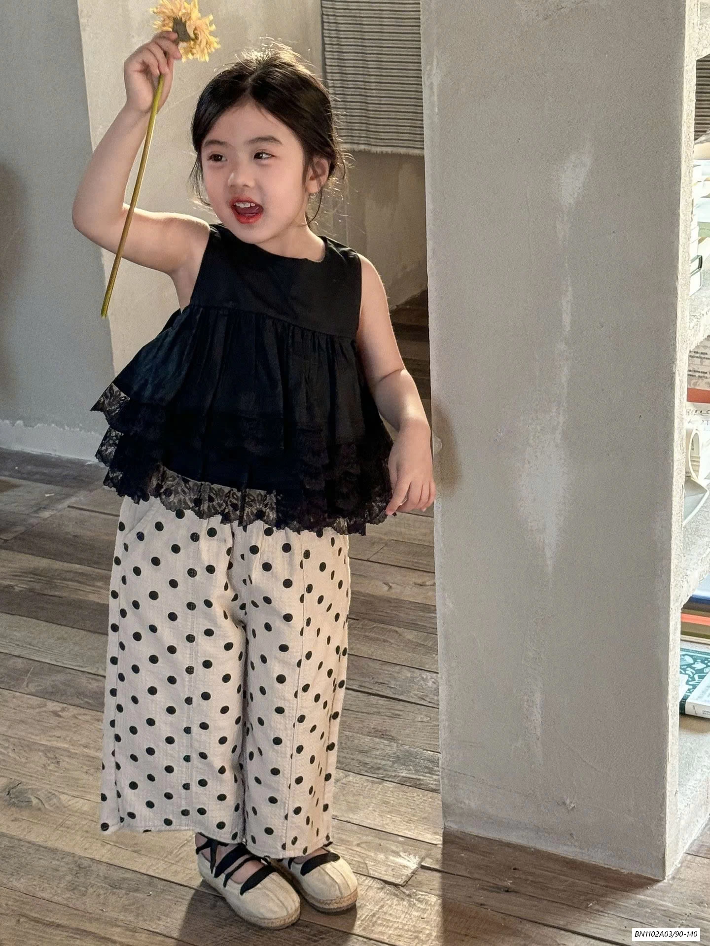 ÁO BBD MIX QUẦN SUÔNG CHẤM BI