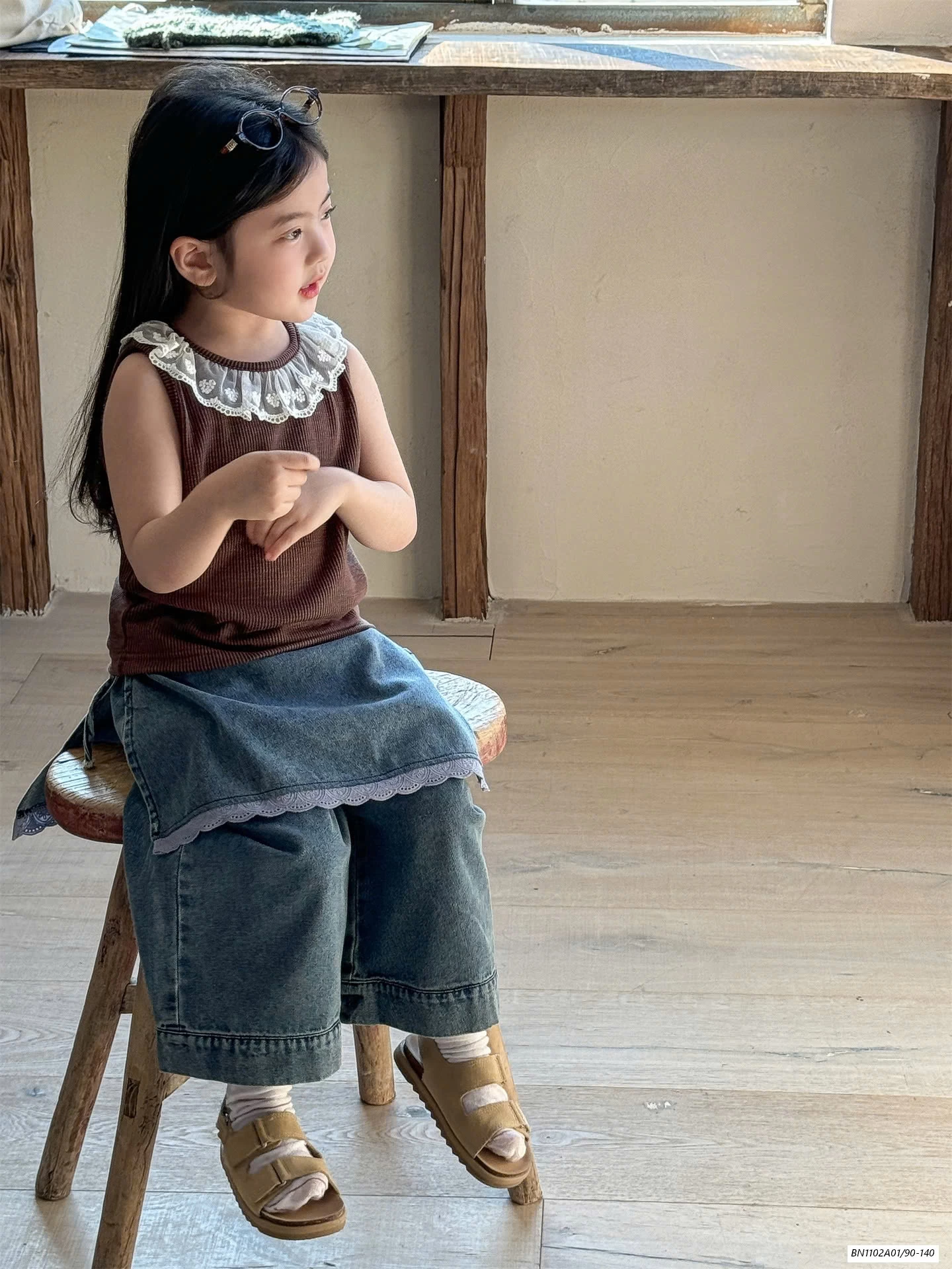 SÉT ÁO GÂN CỔ REN MIX JEANS SUÔNG