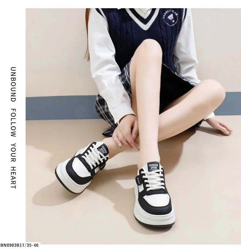 GIÀY THỂ THAO NỮ ĐỘN ĐẾ