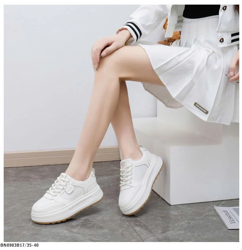 GIÀY THỂ THAO NỮ ĐỘN ĐẾ