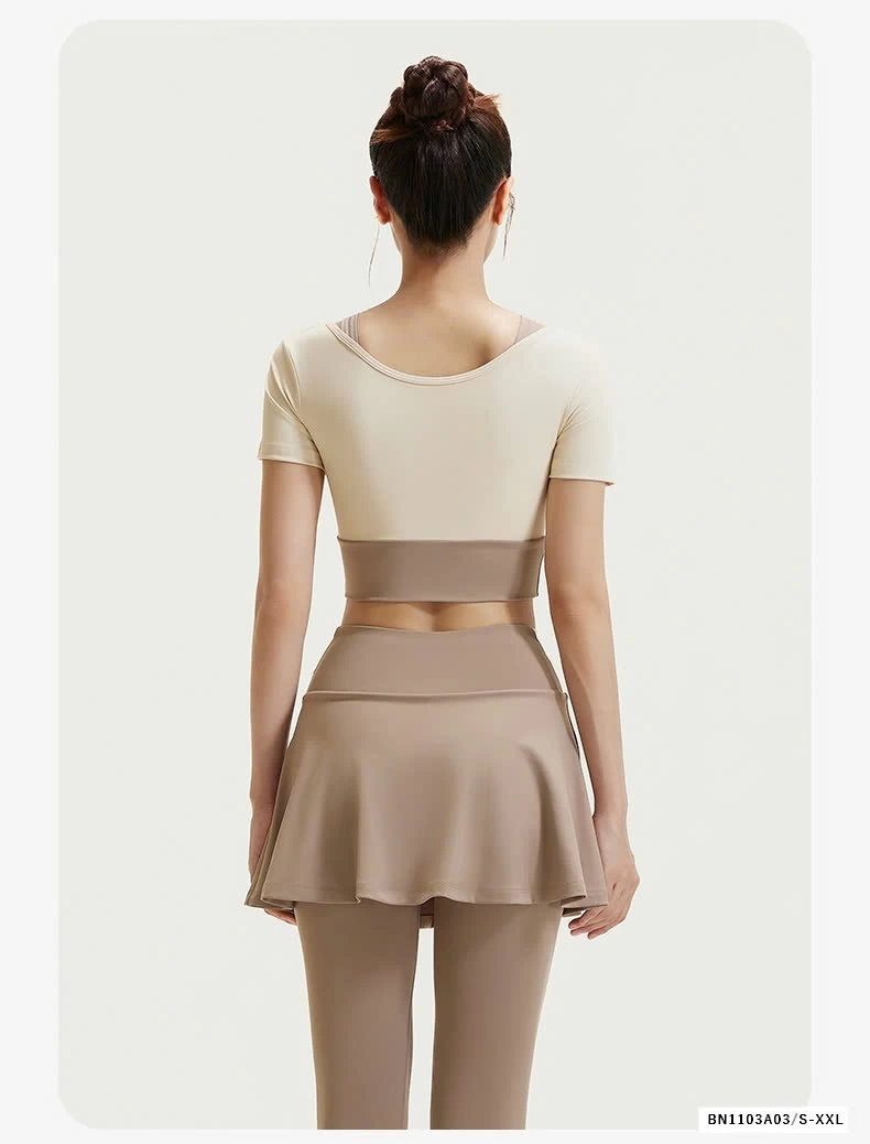 BỘ TẬP GYM/YOGA QUẦN VÁY