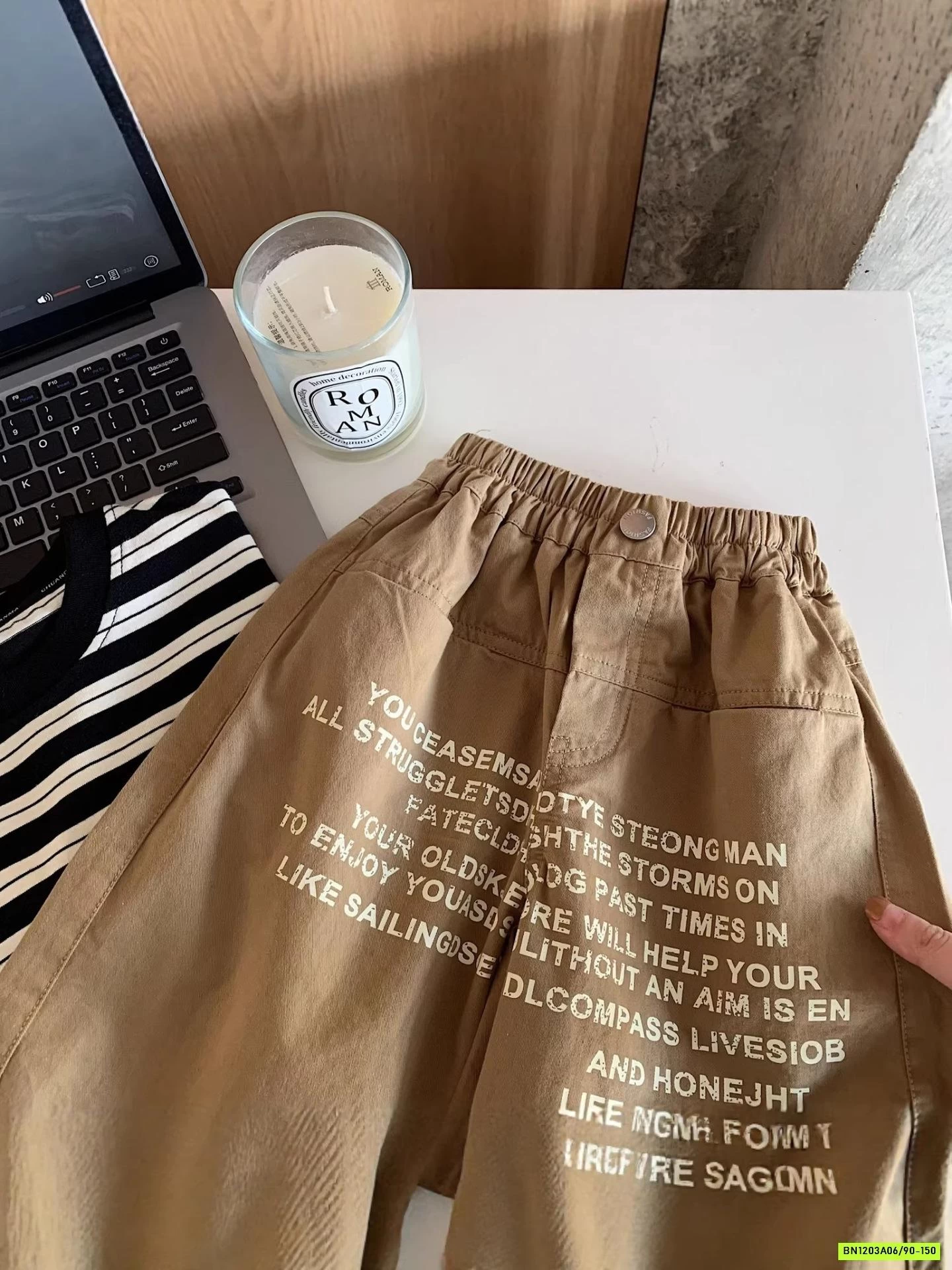 QUẦN SUÔNG IN CHỮ