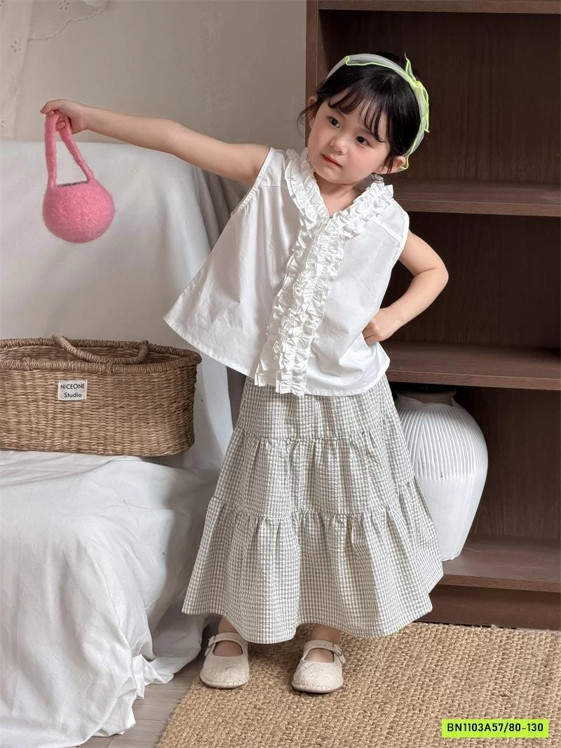 SƠ MI SÁT NÁCH BÈO NHÚN