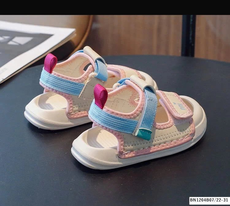 SANDAL HỌC SINH QUAI DÁN