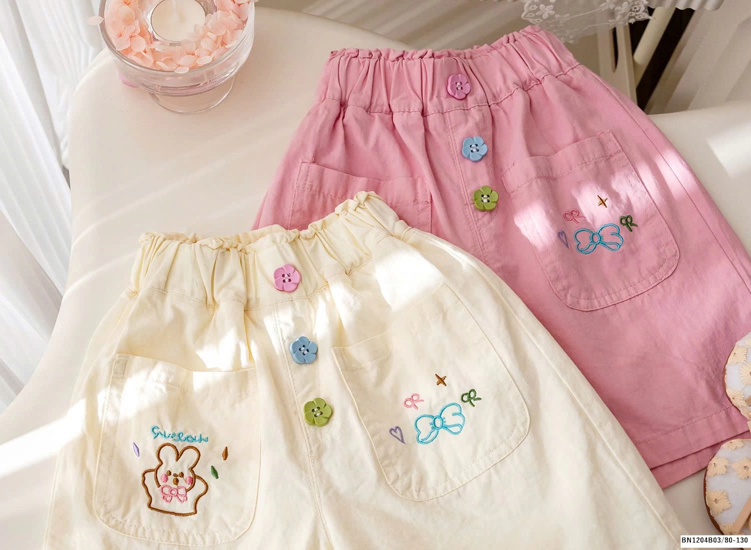 QUẦN SHORT CÚC MÀU TÚI THÊU THỎ