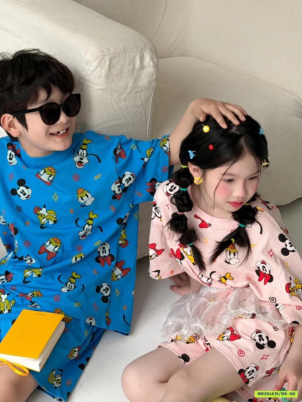 COUPLE MICKEY DONAL KUMAI