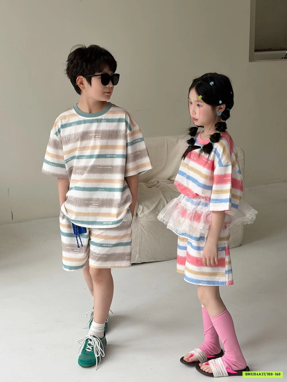 COUPLE KẺ PHỐI MÀU KUMAI