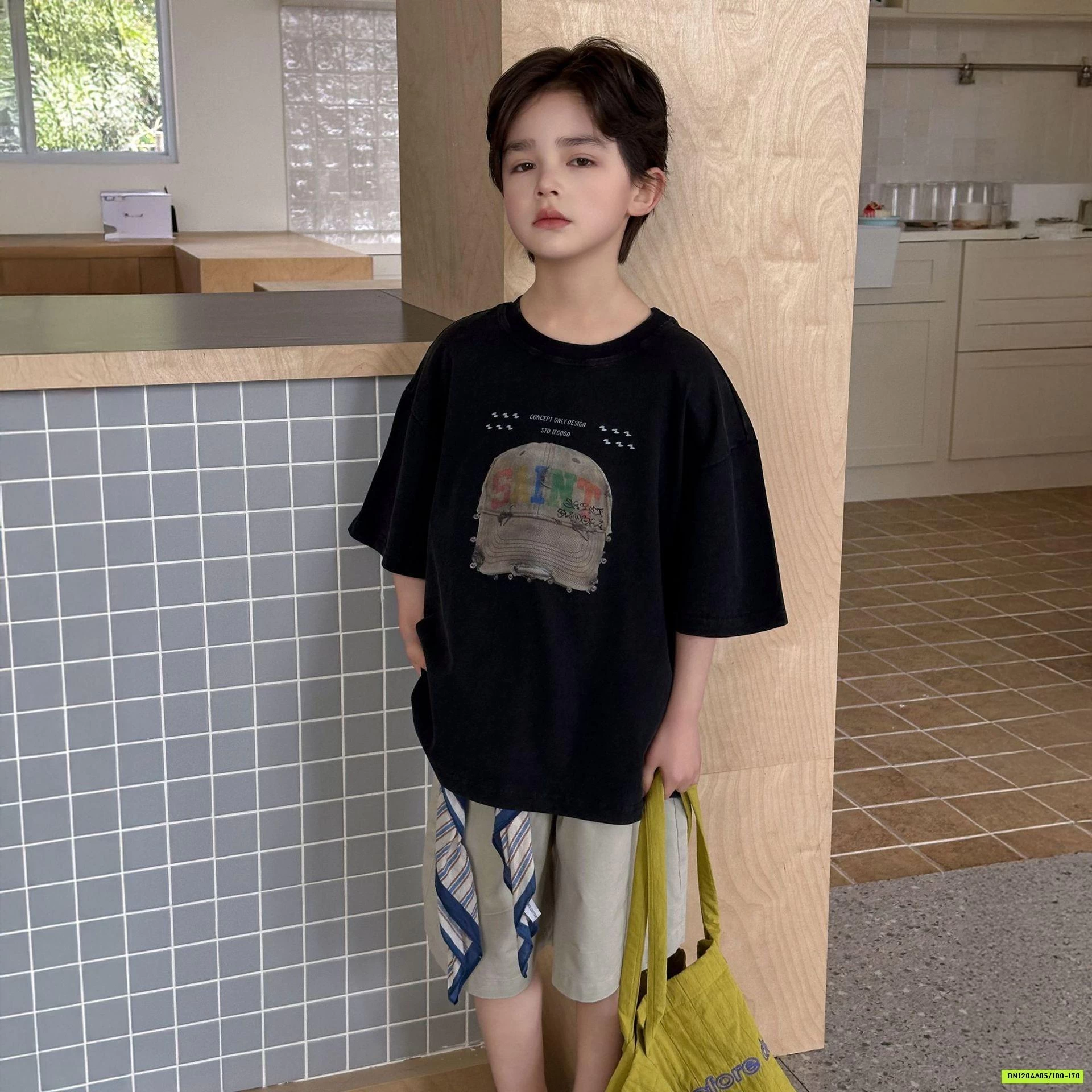 ÁO THUN IN MŨ KẾT ĐEN NGẦU