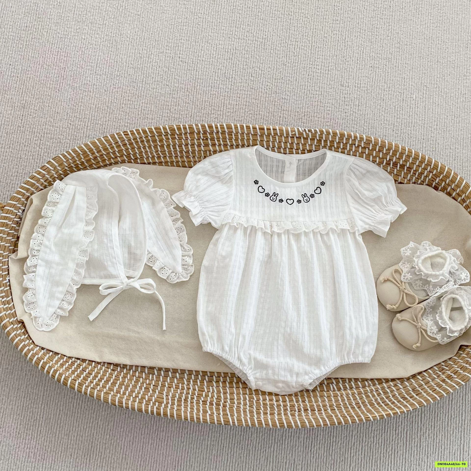 BODY THỎ ĐŨI KÈM MŨ