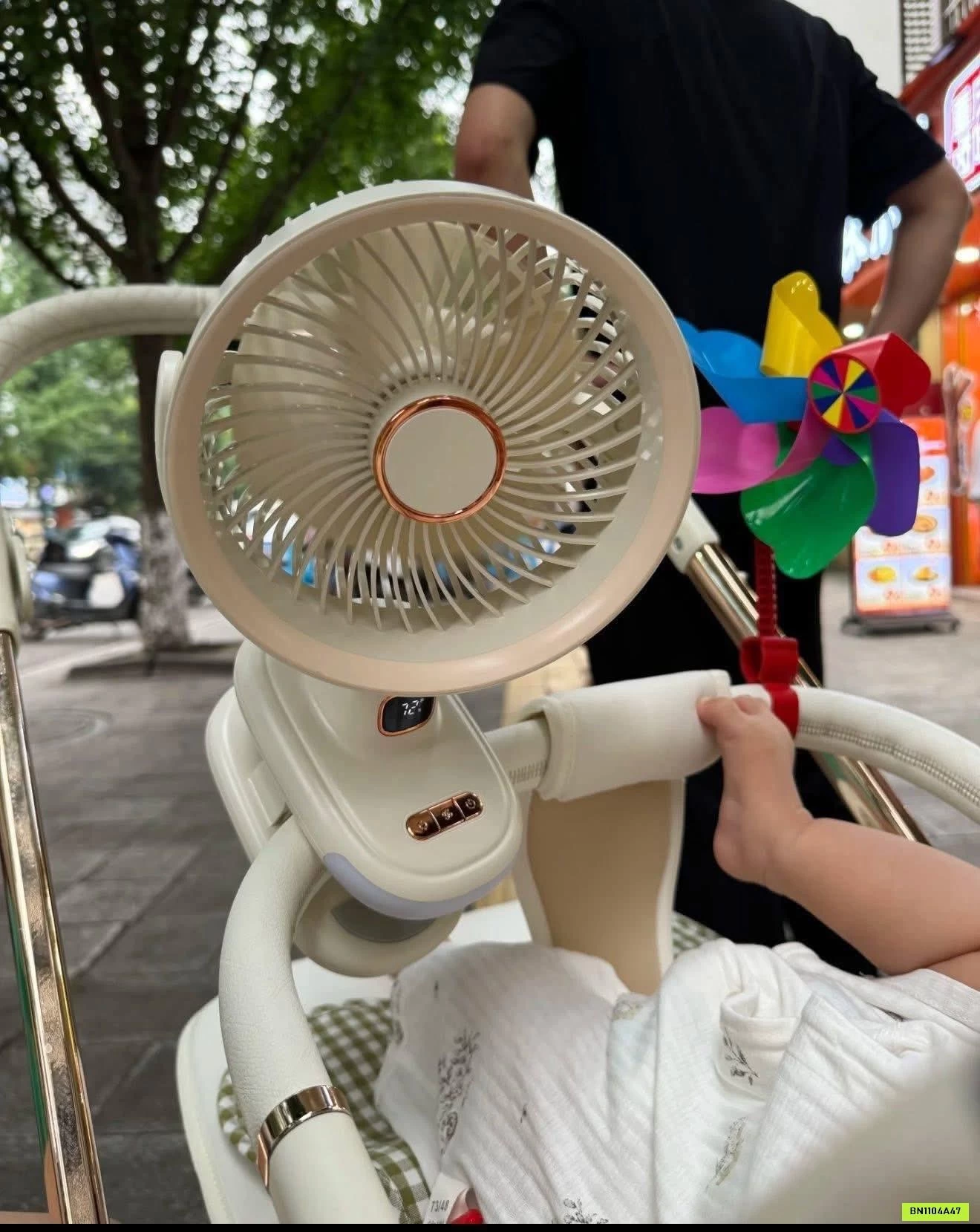 QUẠT TÍCH ĐIỆN MINI