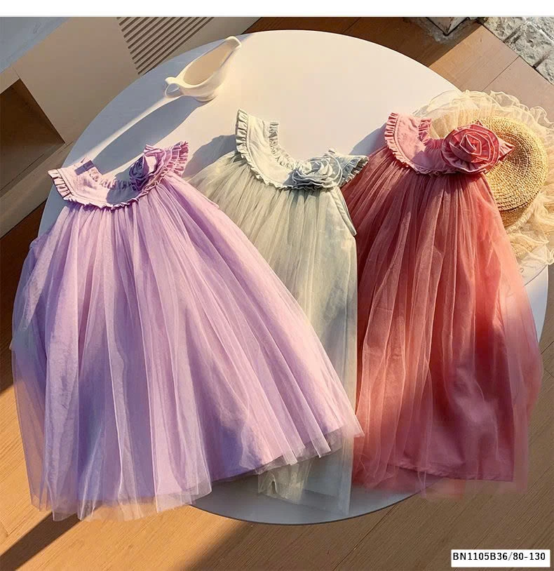 VÁY CÔNG CHÚA CỔ BÈO HOA NỔI BG