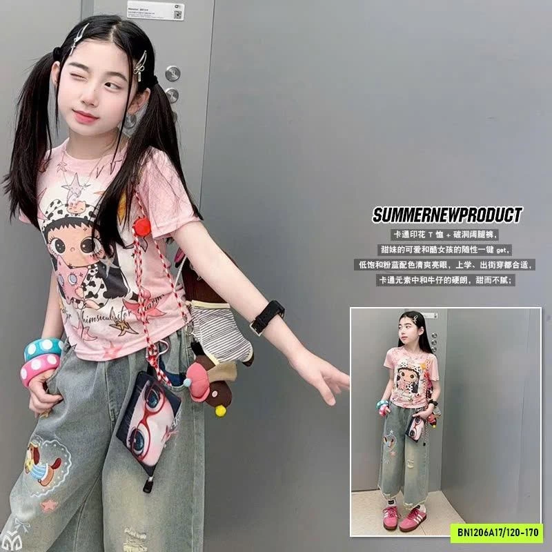 ÁO THUN HỒNG HOẠT TIẾT MIX JEANS LỠ