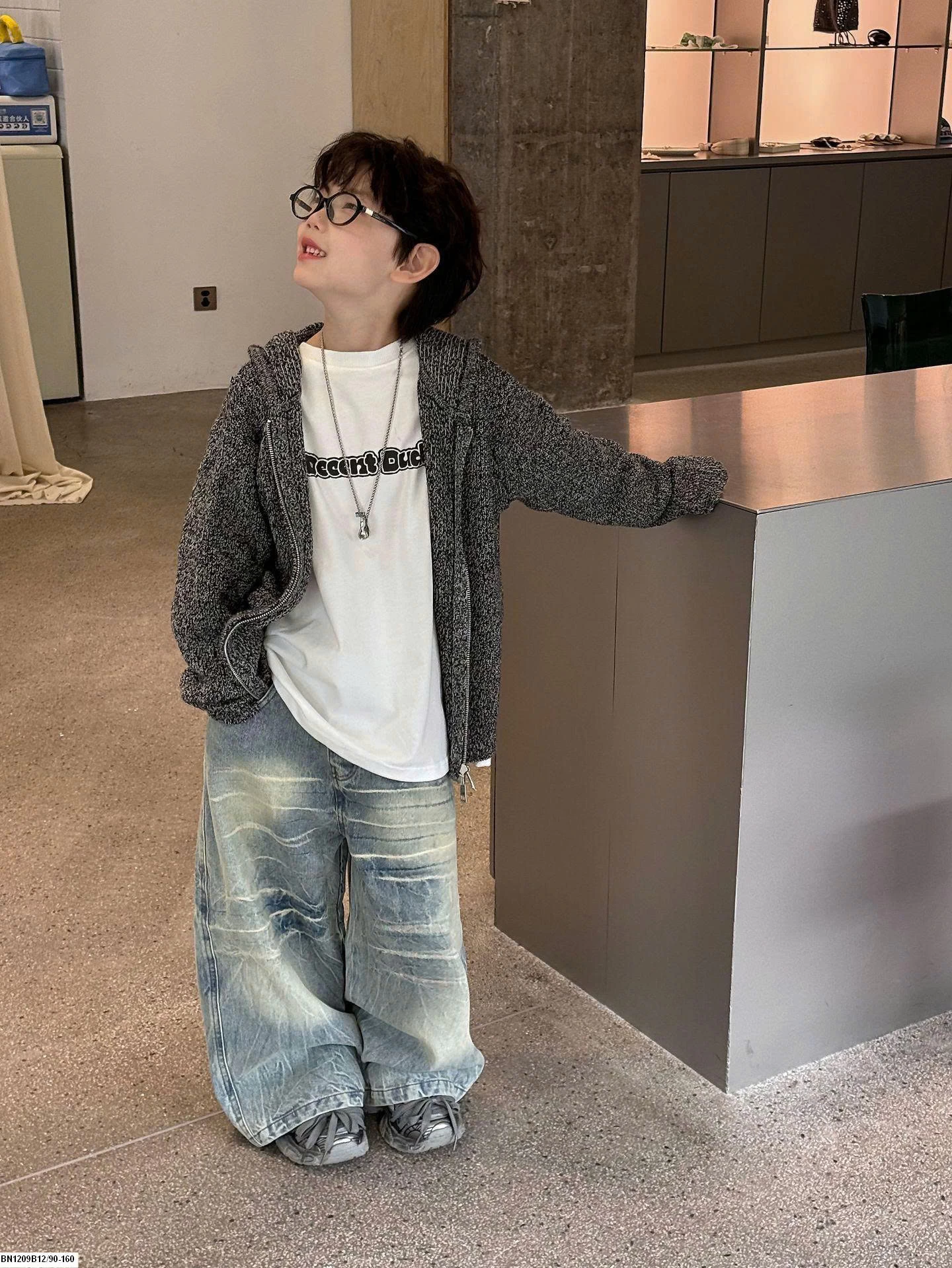 ÁO KHOÁC LEN XÁM MIX QUẦN JEAN