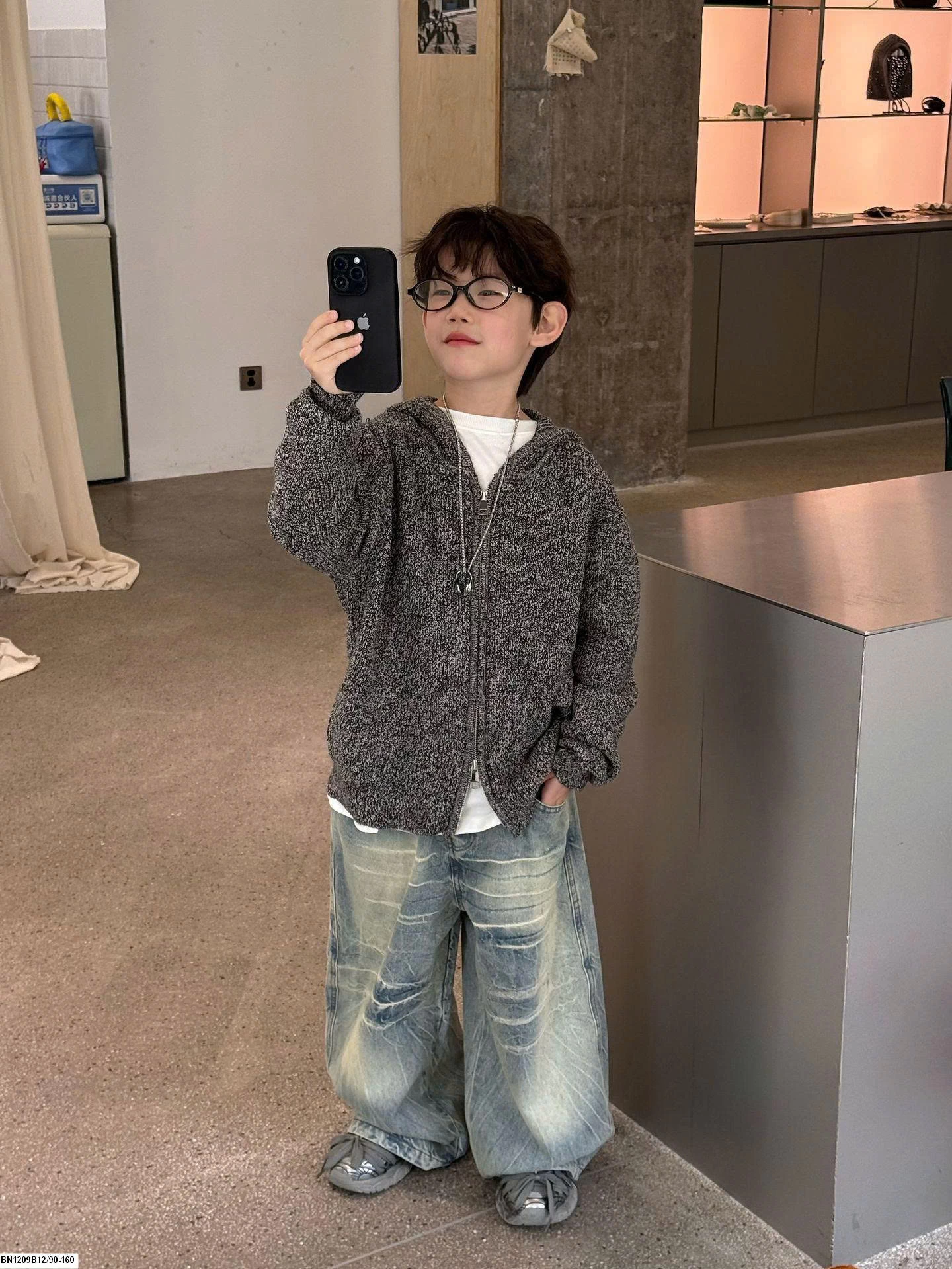 ÁO KHOÁC LEN XÁM MIX QUẦN JEAN