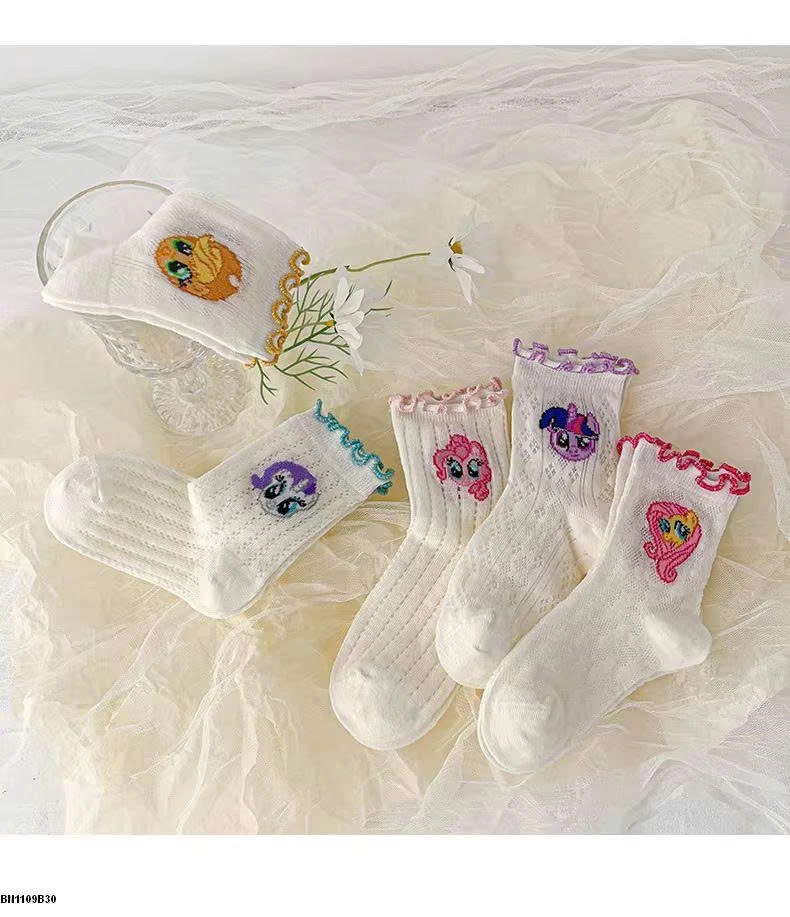 SET 5 ĐÔI TẤT CHO BÉ GÁI