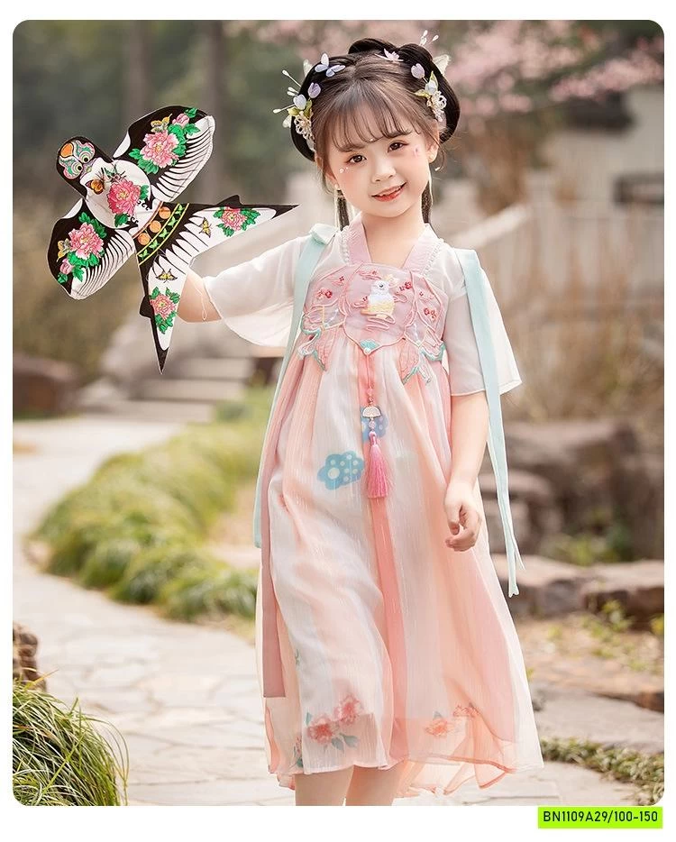 ĐẦM CỔ TRANG THÊU THỎ