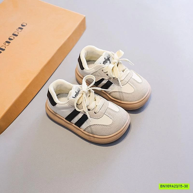 GIÀY THỂ THAO PHỐI DA LỘN 2 SỌC