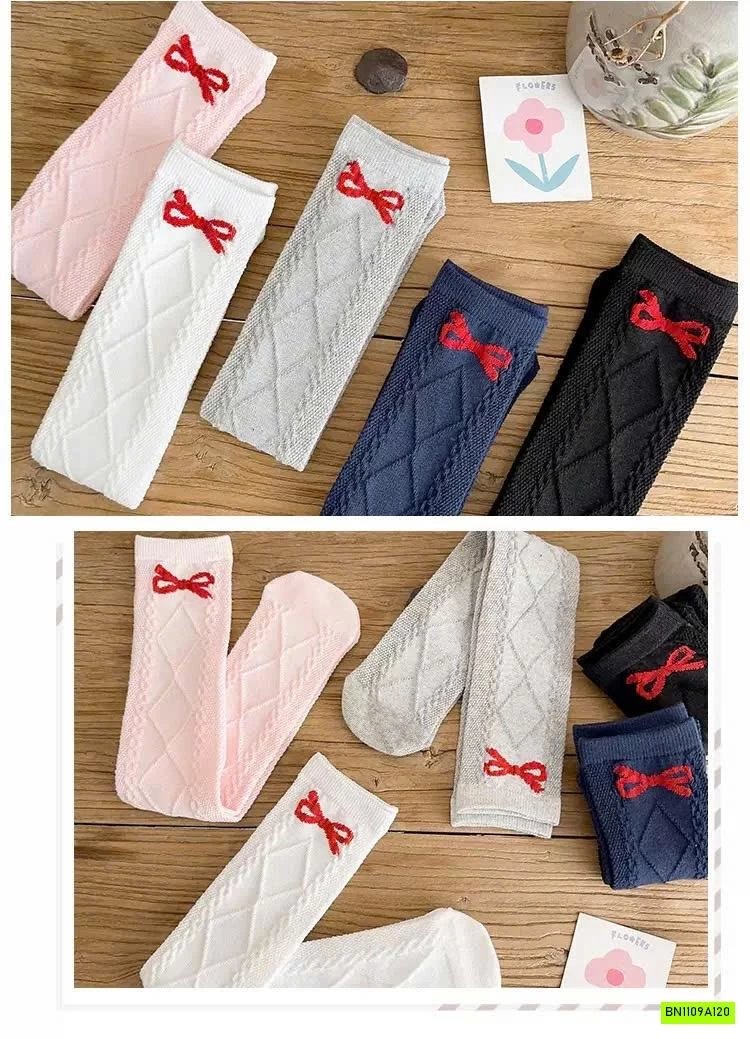 SET 2 ĐÔI TẤT NƠ CHO BÉ