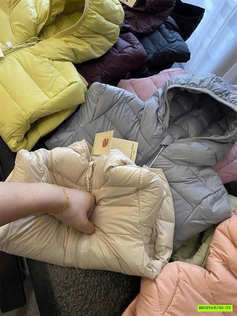 KHOÁC PHAO LÔNG VŨ SIÊU NHẸ