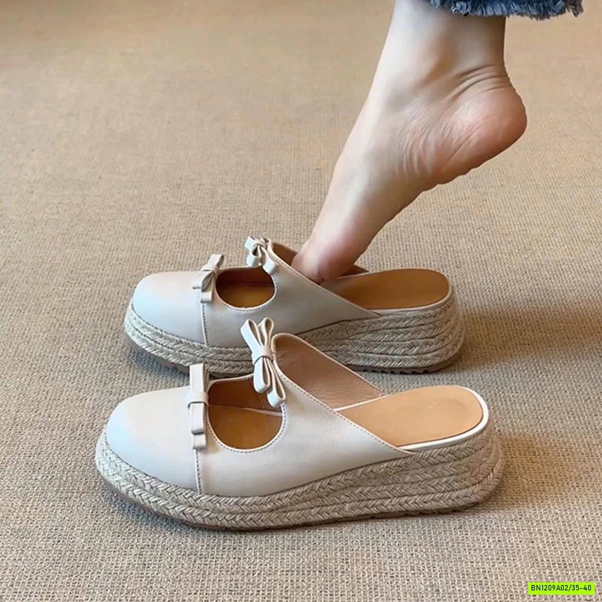 DÉP SỤC NƠ ĐẾ XUỒNG CHO NỮ