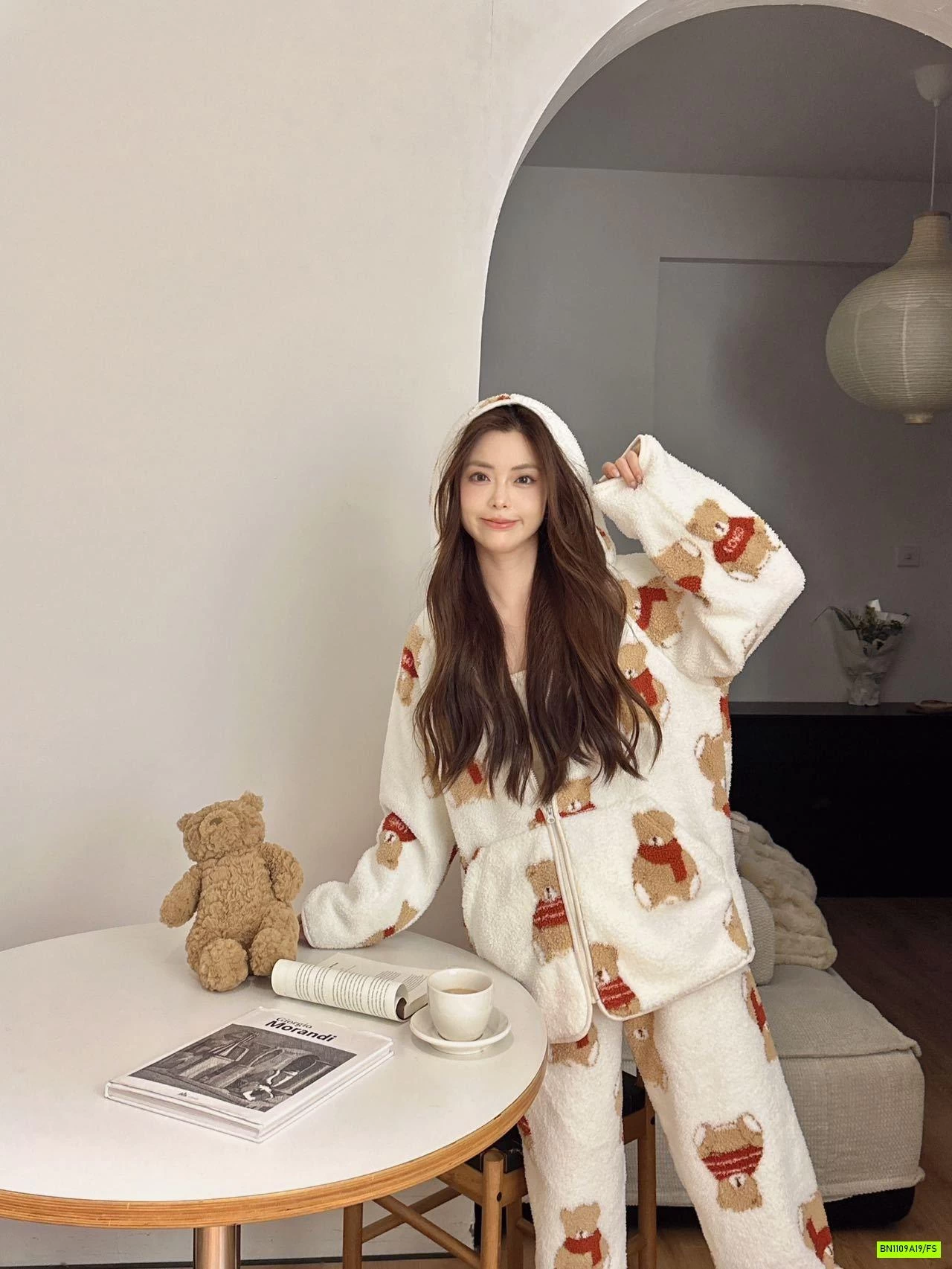 BỘ LÔNG ÁO KHOÁC KHÓA LIỀN MŨ MADNONO