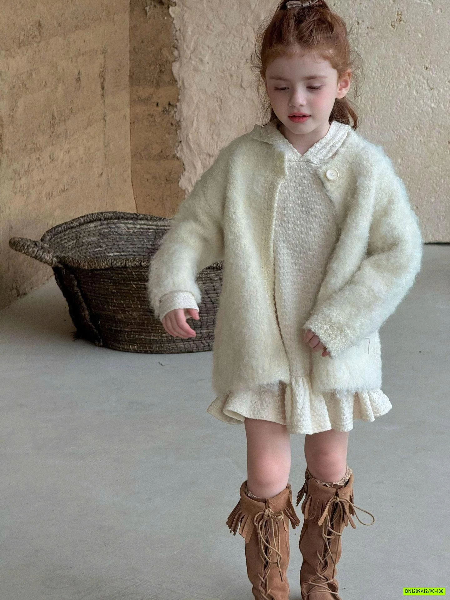 ĐẦM LEN ĐUÔI CÁ LIỀN MŨ