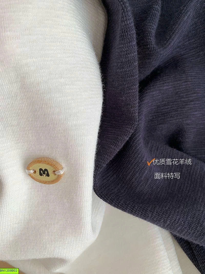 ÁO THUN NGẮN TAY DÁNG ÔM