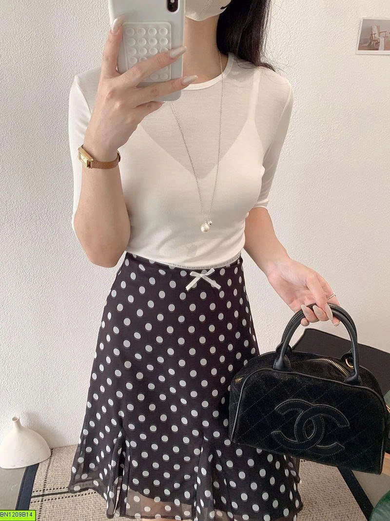 CHÂN VÁY CHẤM BI