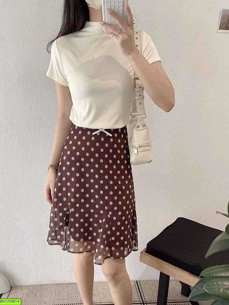 CHÂN VÁY CHẤM BI