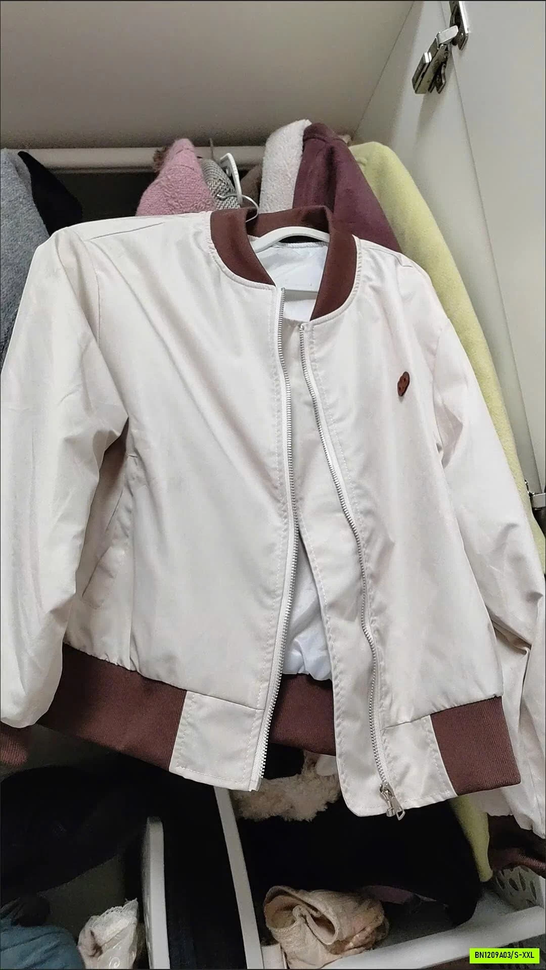 BOMBER PHỐI MÀU PHONG CÁCH