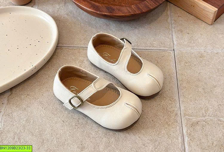 GIÀY BÚP BÊ XẺ MŨI