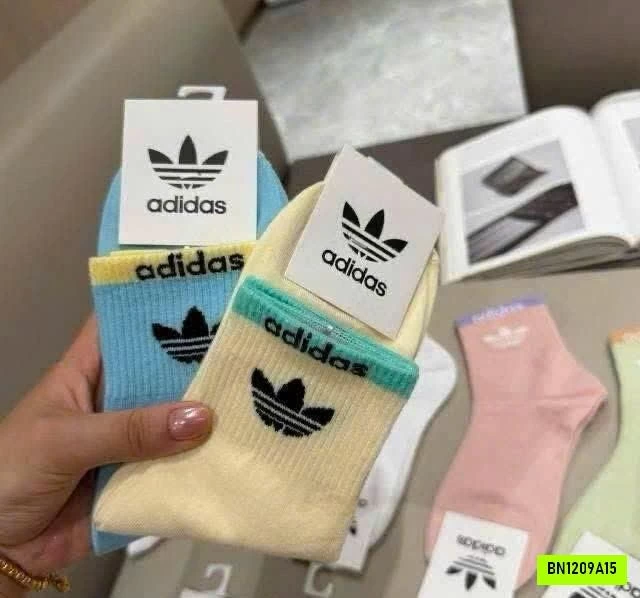 SET 10Đ TẤT THỂ THAO ADI....DA..S ORIGINALS