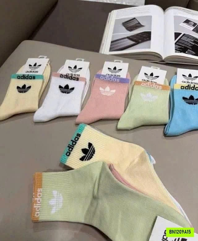 SET 10Đ TẤT THỂ THAO ADI....DA..S ORIGINALS