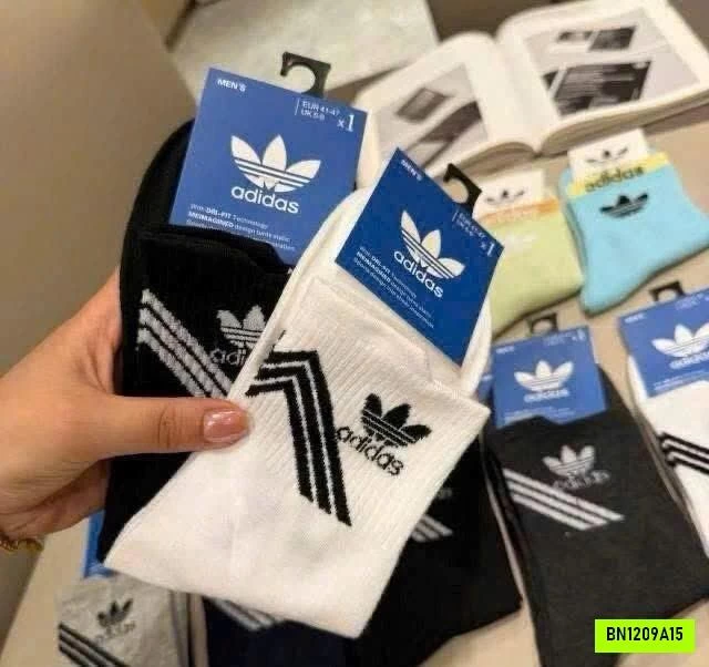 SET 10Đ TẤT THỂ THAO ADI....DA..S ORIGINALS
