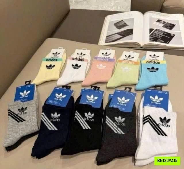 SET 10Đ TẤT THỂ THAO ADI....DA..S ORIGINALS