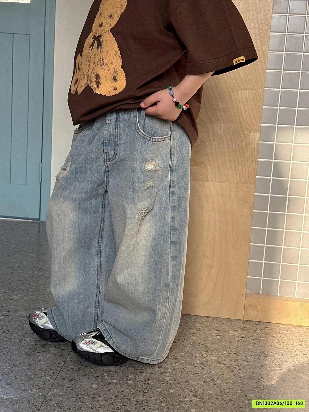 ÁO GẤU NÂU MIX JEANS SUÔNG RÁCH AFTE