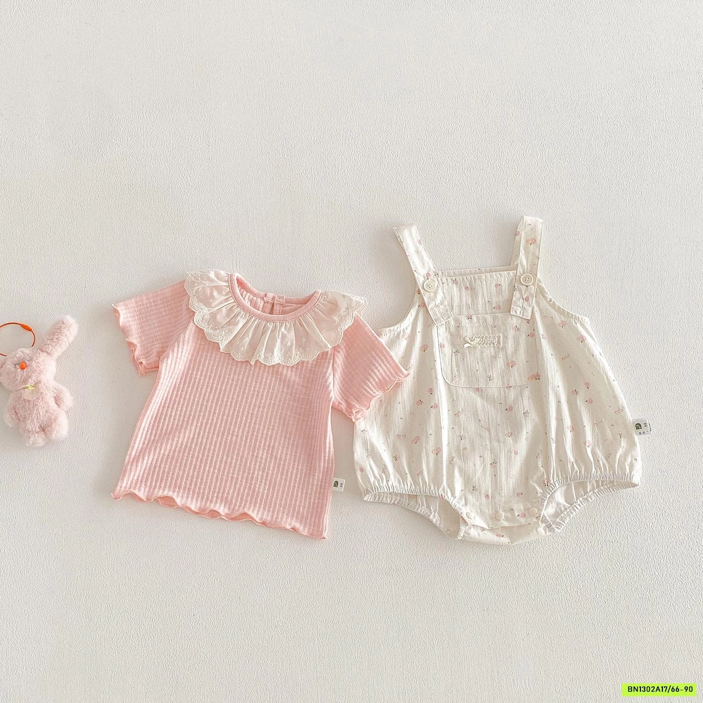 SÉT YẾM HOA NHÍ ÁO THUN HỒNG