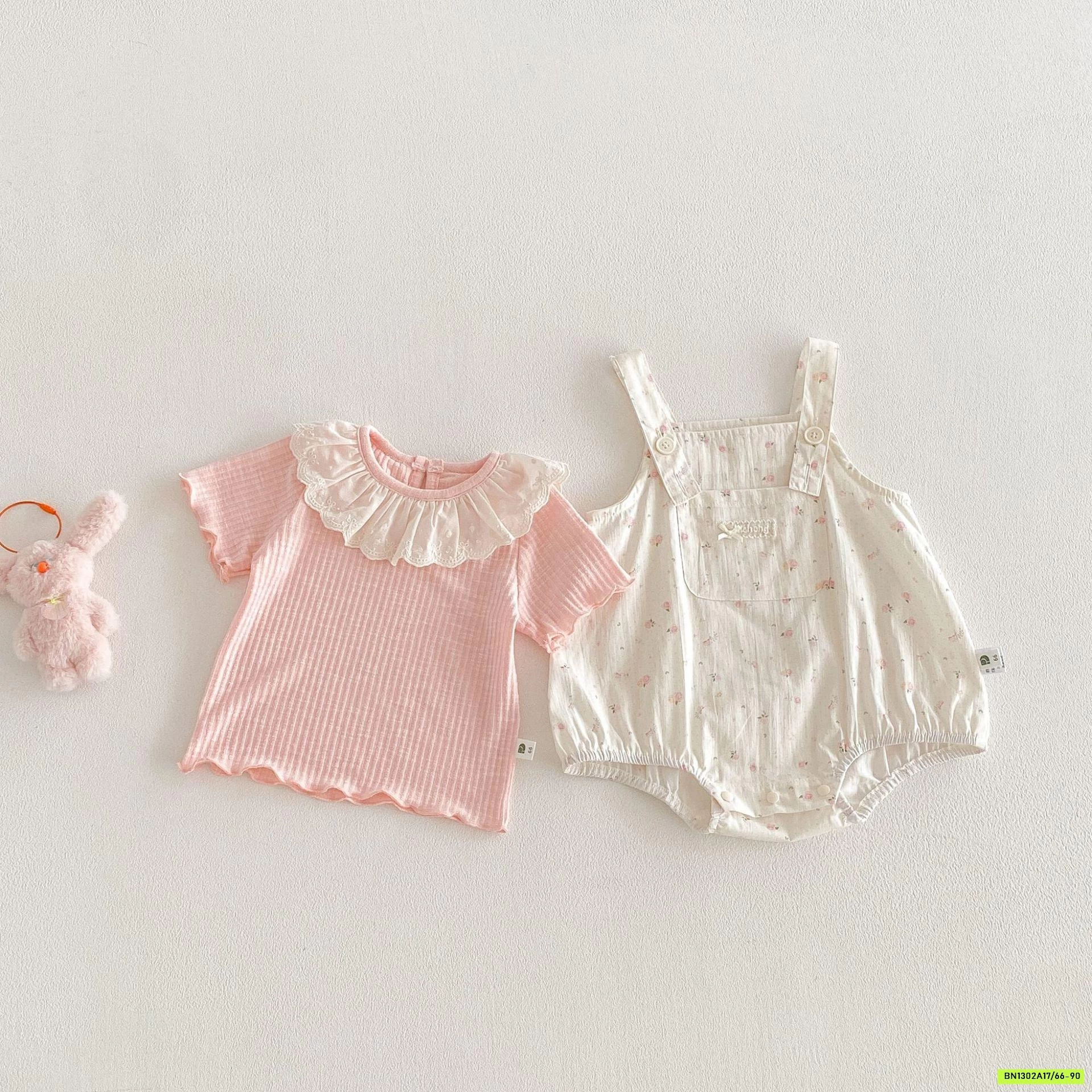 SÉT YẾM HOA NHÍ ÁO THUN HỒNG