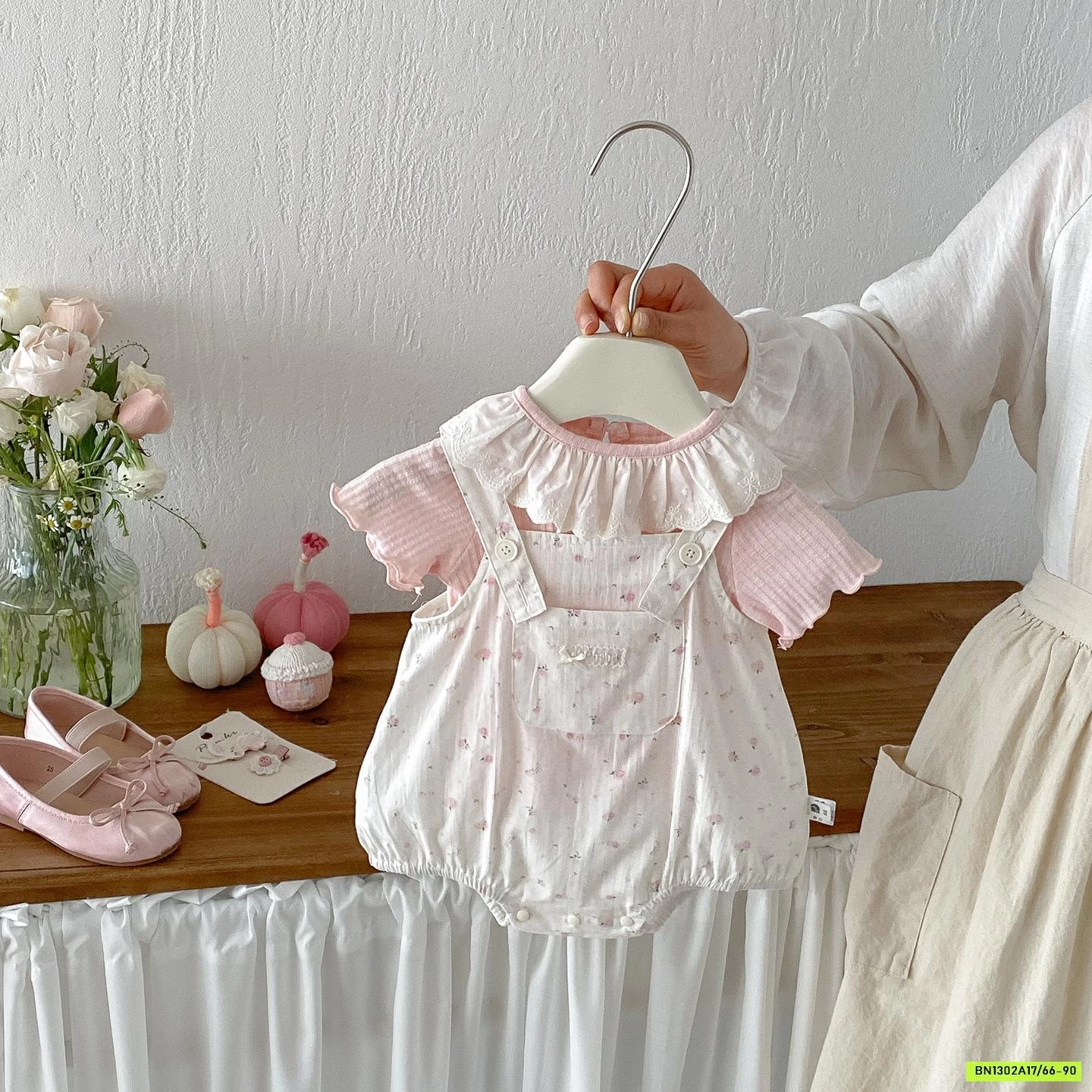 SÉT YẾM HOA NHÍ ÁO THUN HỒNG