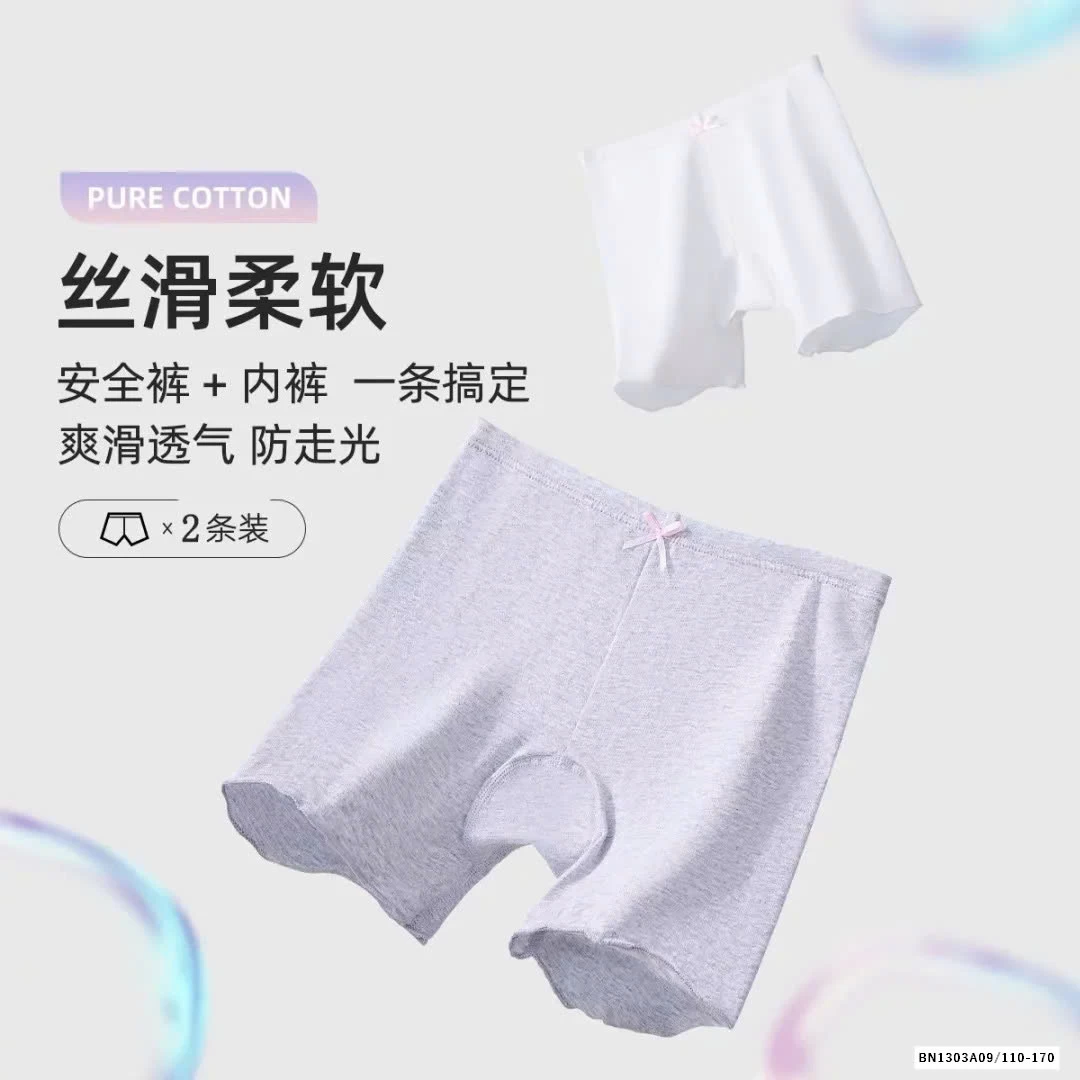 SÉT 2 QUẦN ĐÙI MẶC TRONG VÁY BG