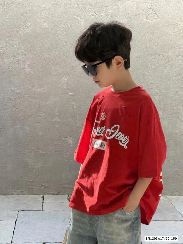 ÁO THUN ĐỎ IN CHỮ