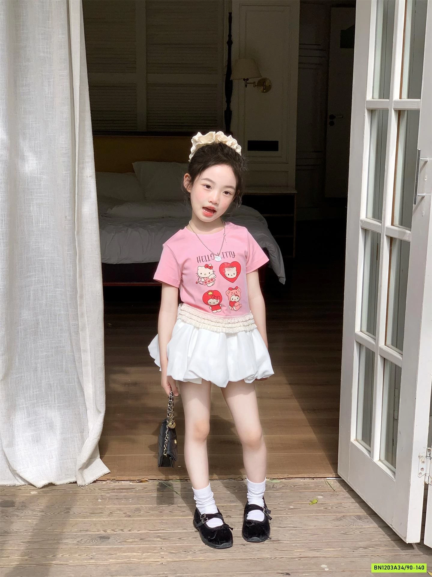 ÁO THUN HỒNG VIỀN REN MIX CV BÍ