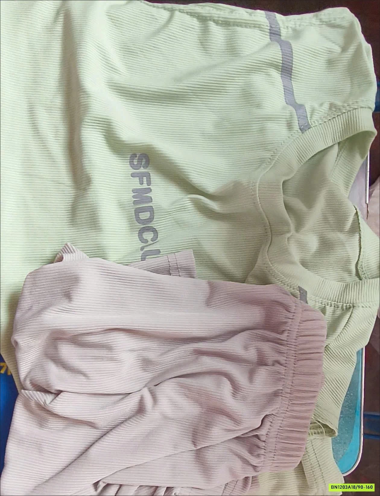 BỘ THỂ THAO THÔNG HƠI SÁT NÁCH