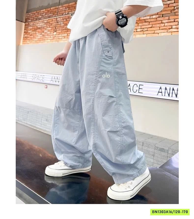 QUẦN GIÓ ALO BO GẤU BÉ TRAI